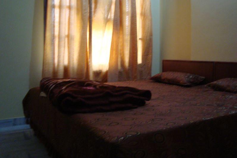 Raja Guest House Jalandhar Exteriör bild